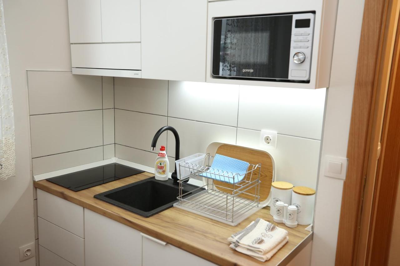 Wood Apartmani - Vila Zimska Idila יהורינה מראה חיצוני תמונה
