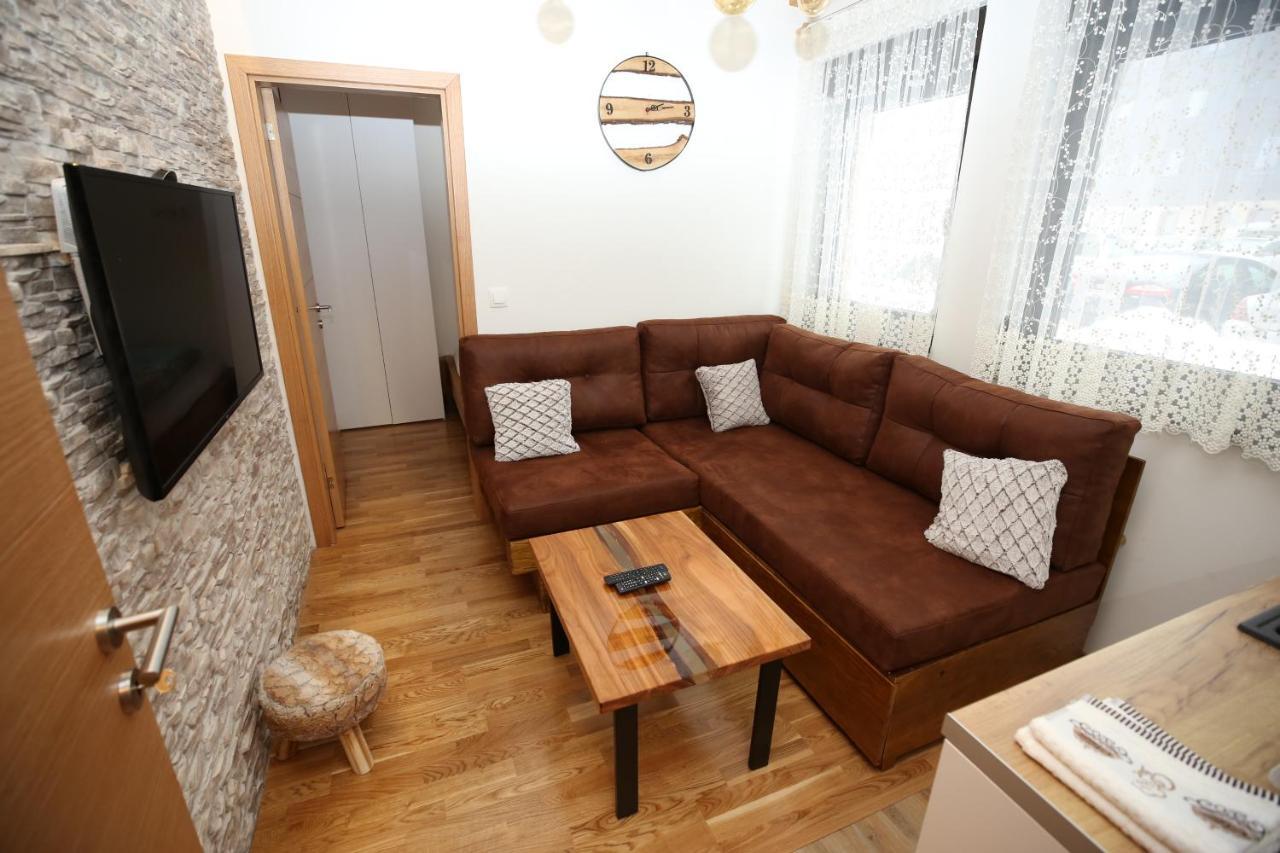 Wood Apartmani - Vila Zimska Idila יהורינה מראה חיצוני תמונה